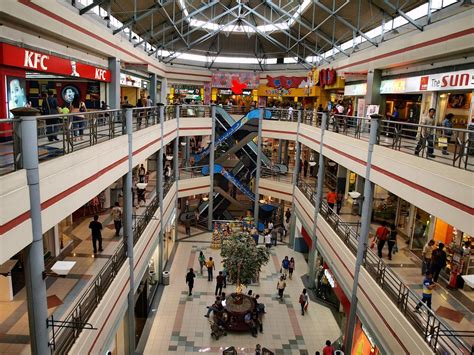 robinsons galleria mall.